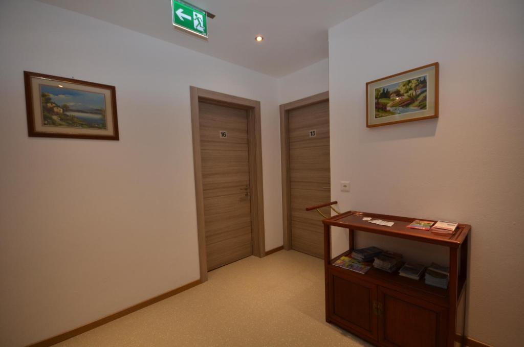 Albergo Elvezia Monteceneri Buitenkant foto