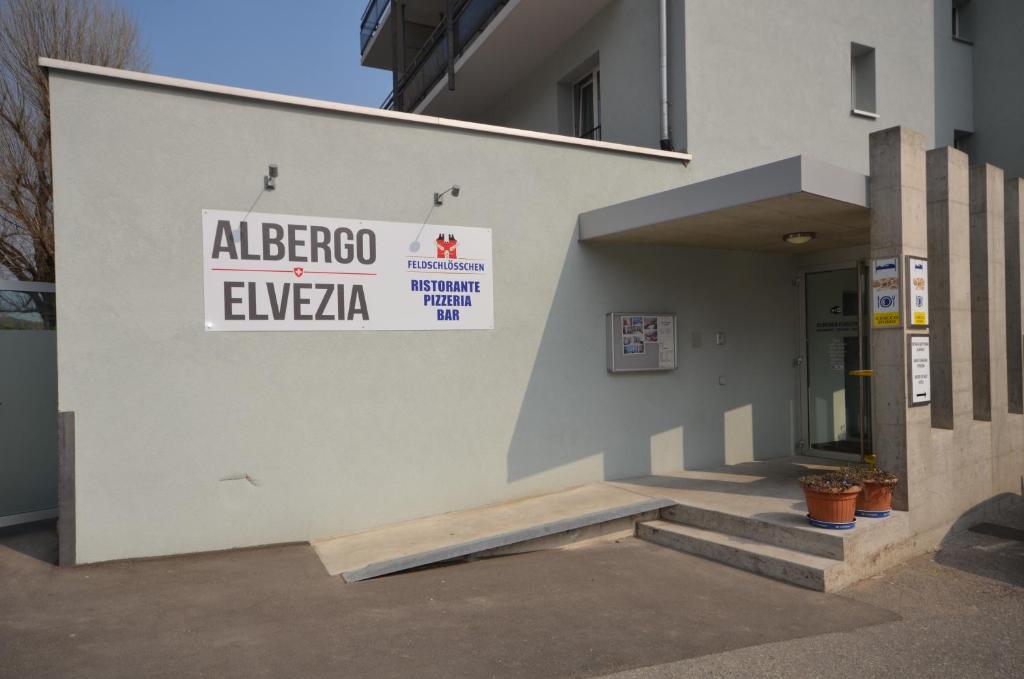 Albergo Elvezia Monteceneri Buitenkant foto